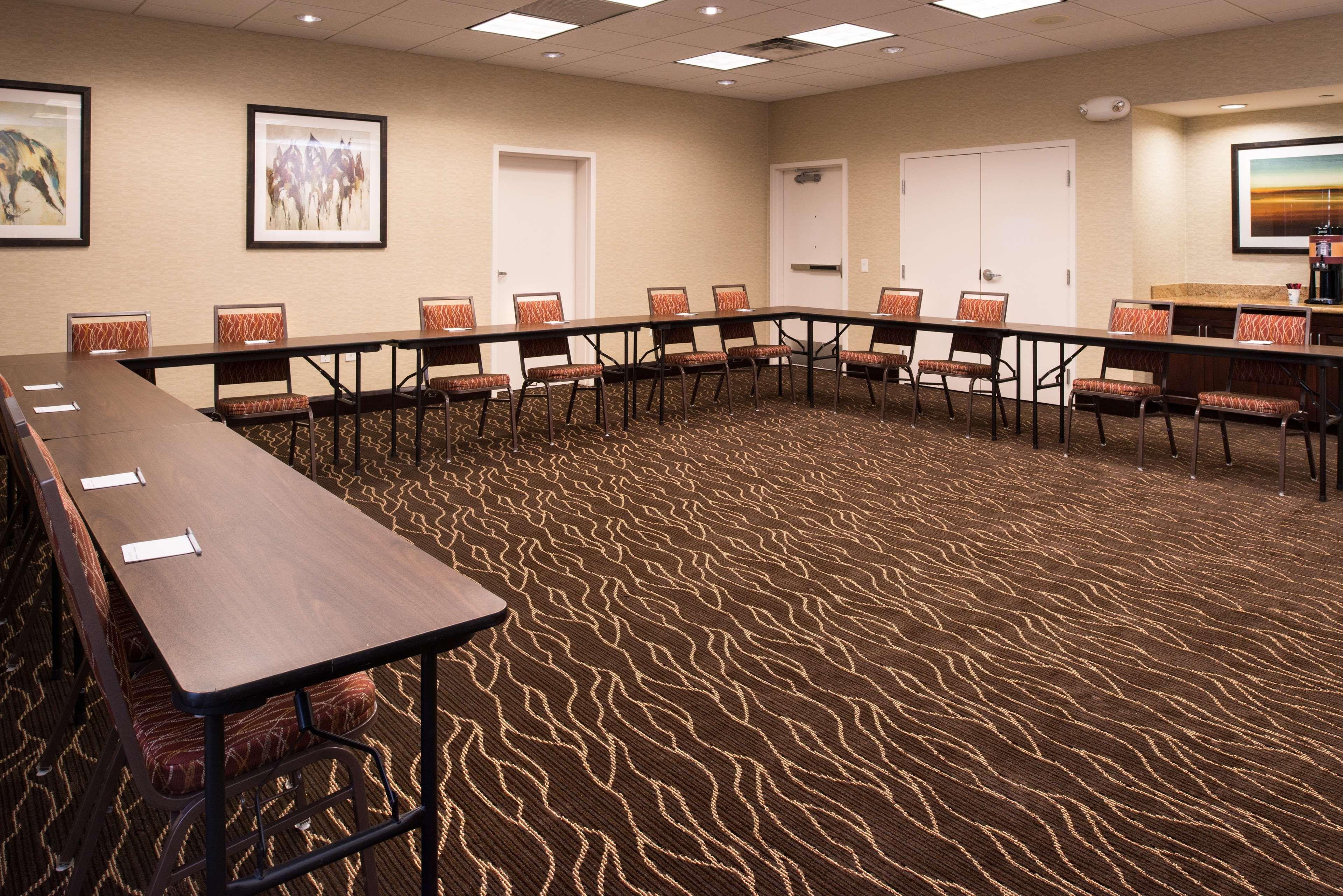 Hampton Inn And Suites Шерц Экстерьер фото