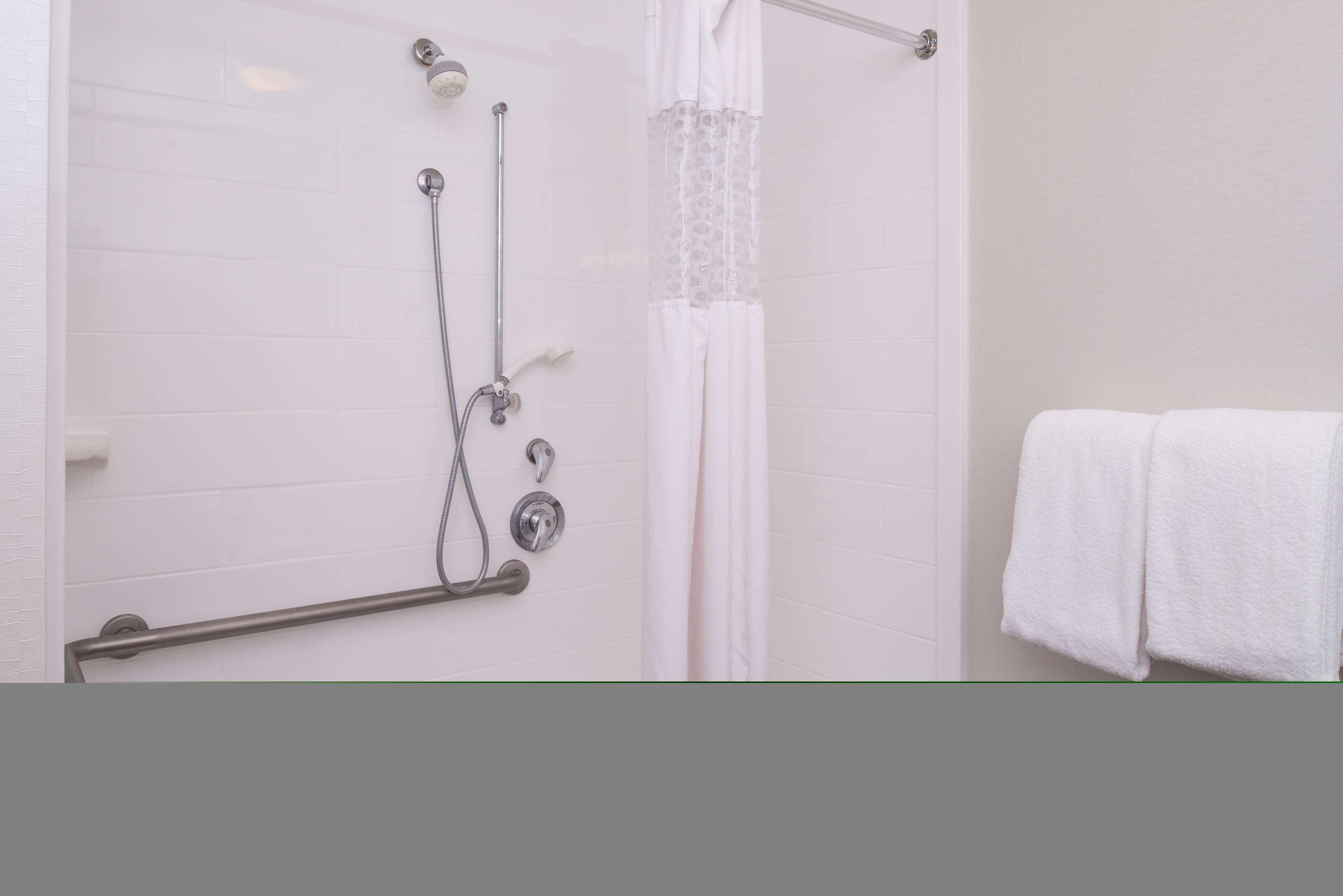 Hampton Inn And Suites Шерц Экстерьер фото