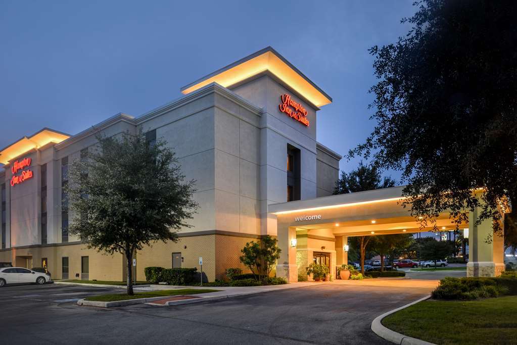 Hampton Inn And Suites Шерц Экстерьер фото